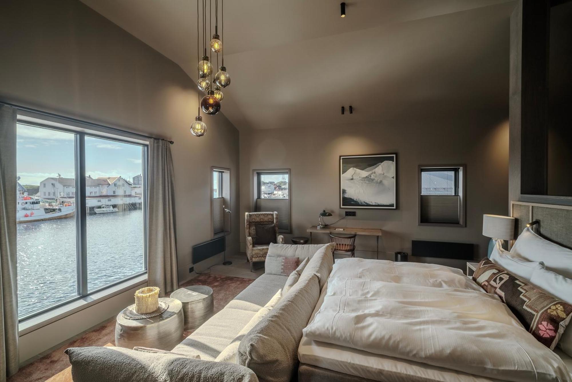 Henningsvaer Bryggehotell - By Classic Norway Hotels Exterior foto