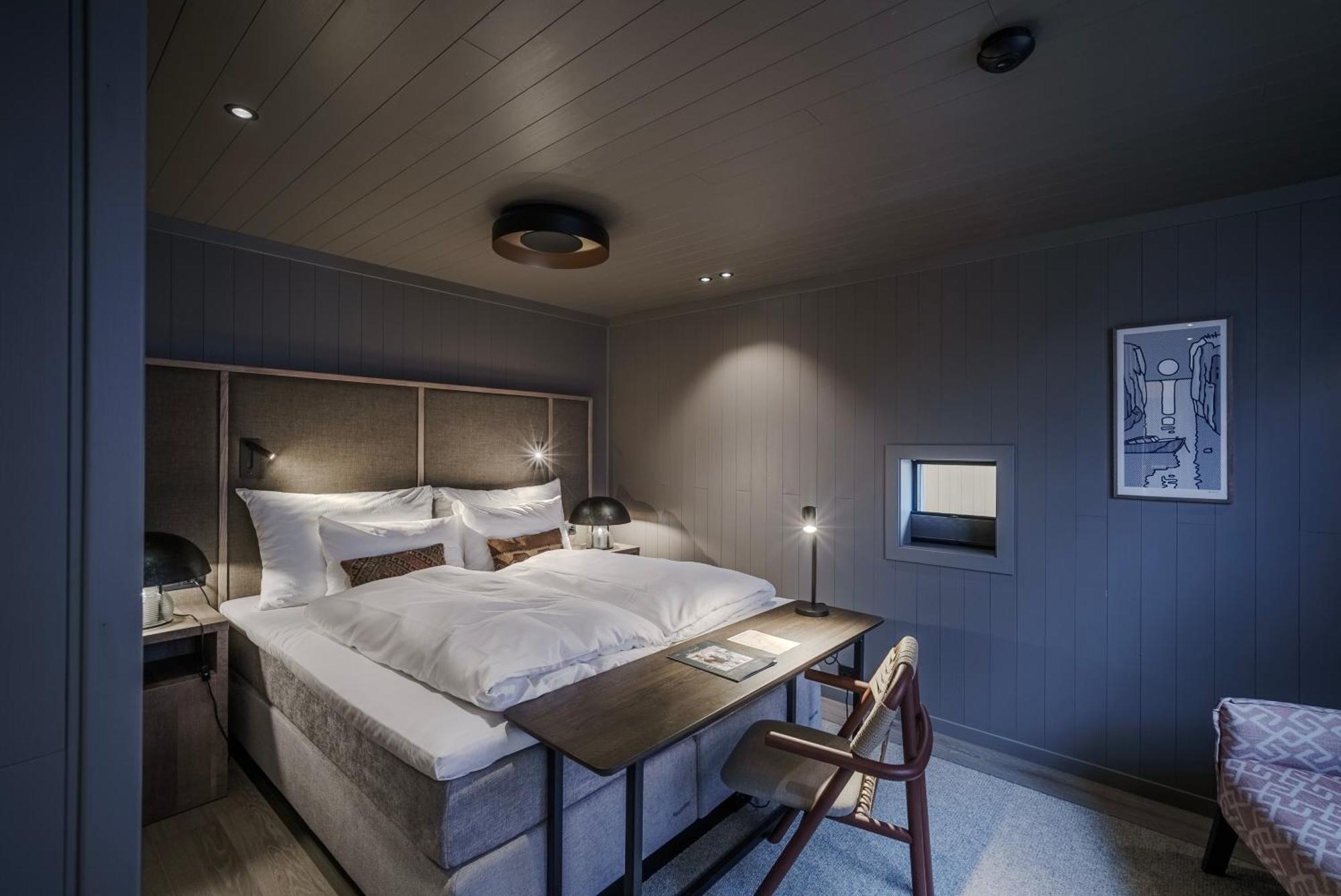 Henningsvaer Bryggehotell - By Classic Norway Hotels Exterior foto