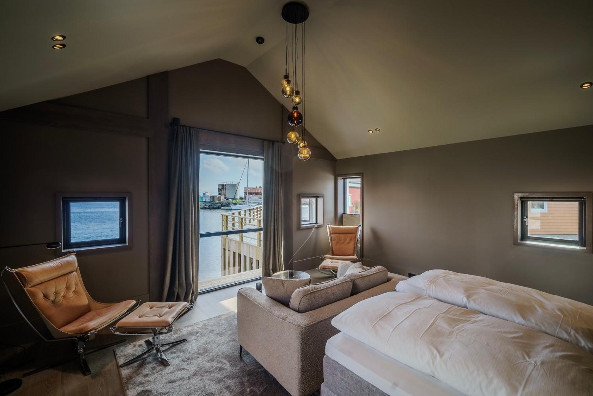 Henningsvaer Bryggehotell - By Classic Norway Hotels Exterior foto
