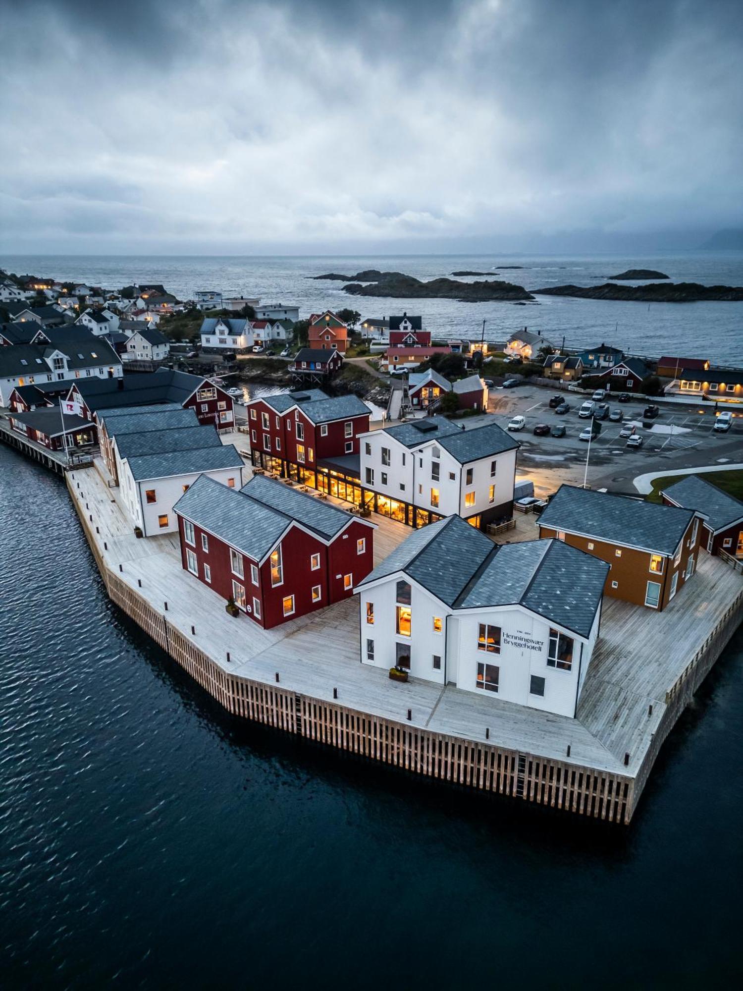 Henningsvaer Bryggehotell - By Classic Norway Hotels Exterior foto